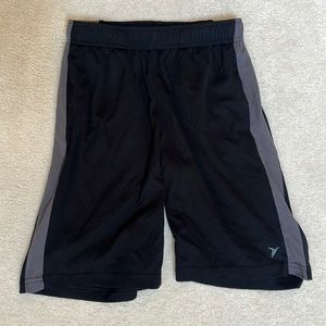 Youth Large Black Old Navy Active shorts